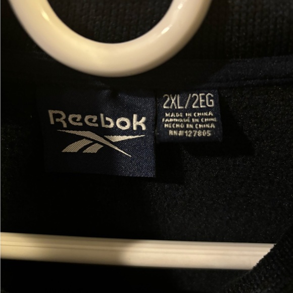 Men's Navy Reebok Jacket - Picture 4 of 4